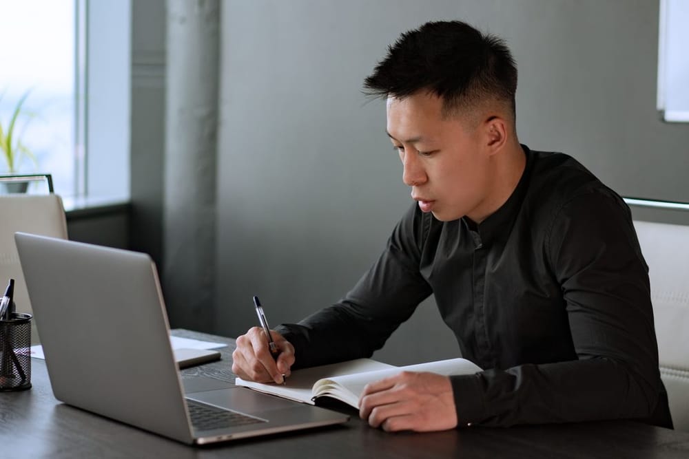 The Skills Bridge: How to Pivot Careers in 2026 Without Taking a Pay Cut